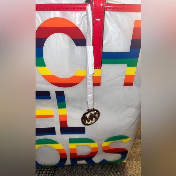 🌈👜MK Tote NWT👜🌈 - Picture 4 of 5